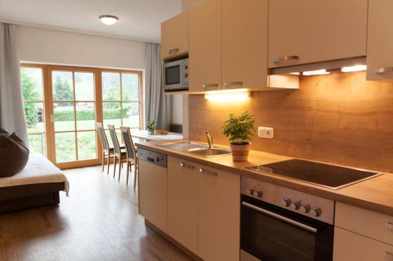フラッハウHaus Bliemアパートメント エクステリア 写真