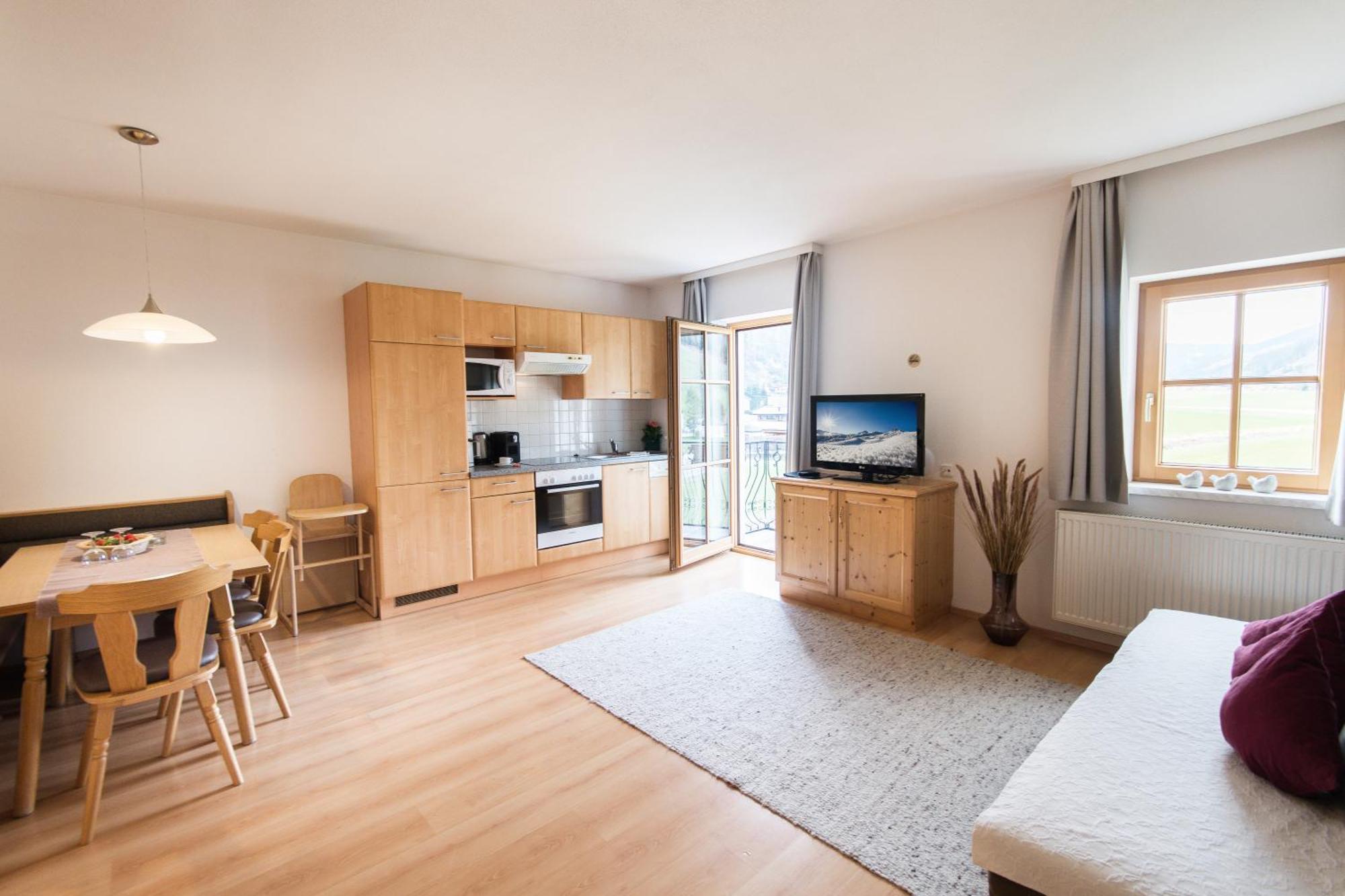 フラッハウHaus Bliemアパートメント エクステリア 写真