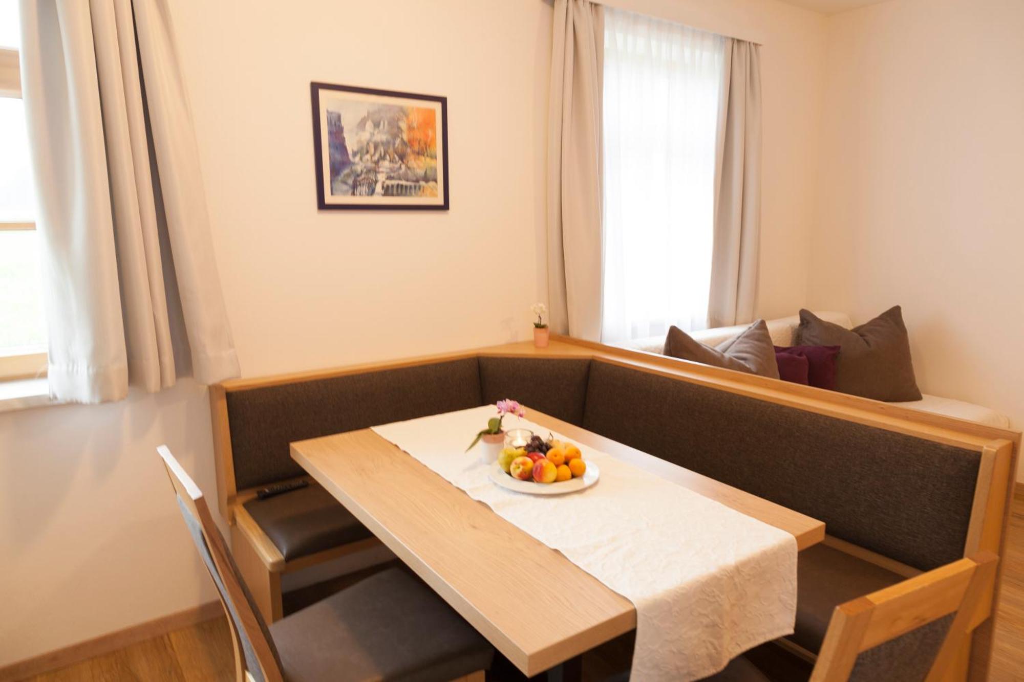 フラッハウHaus Bliemアパートメント エクステリア 写真